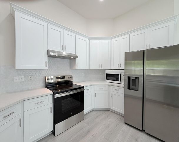 3827 Canton Drive, Pearland, TX 77584