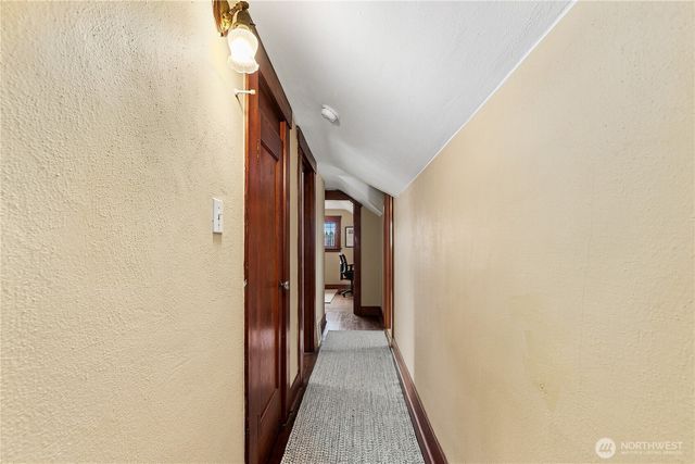 1107 N Anderson Street, Tacoma, WA 98406