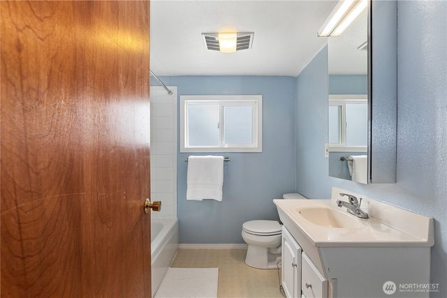 1107 N Anderson Street, Tacoma, WA 98406