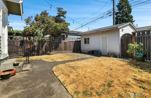 1107 N Anderson Street, Tacoma, WA 98406