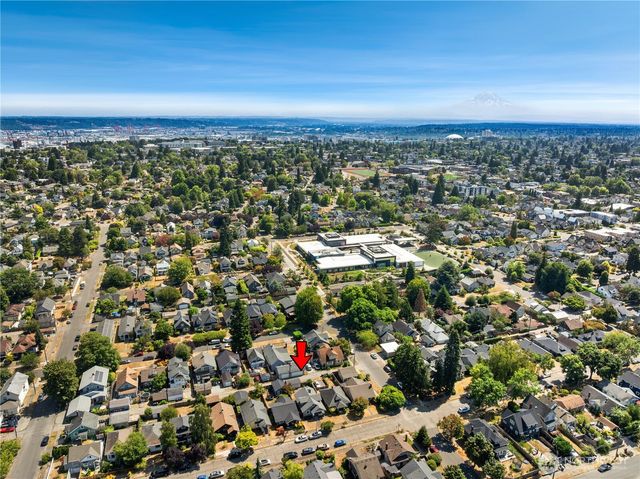 1107 N Anderson Street, Tacoma, WA 98406