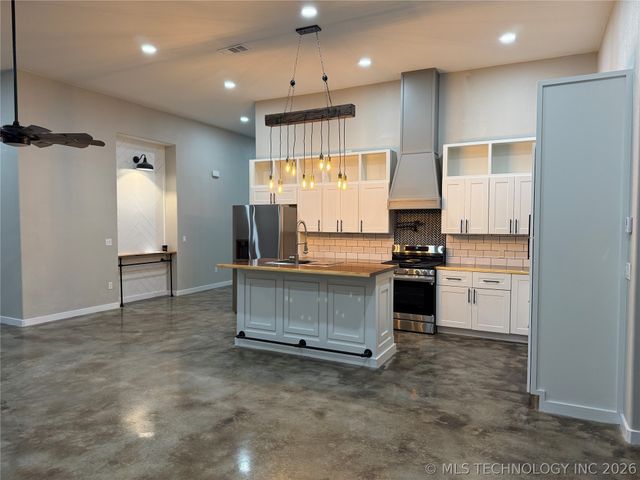 816 W Brewer, Mcalester, OK 74501
