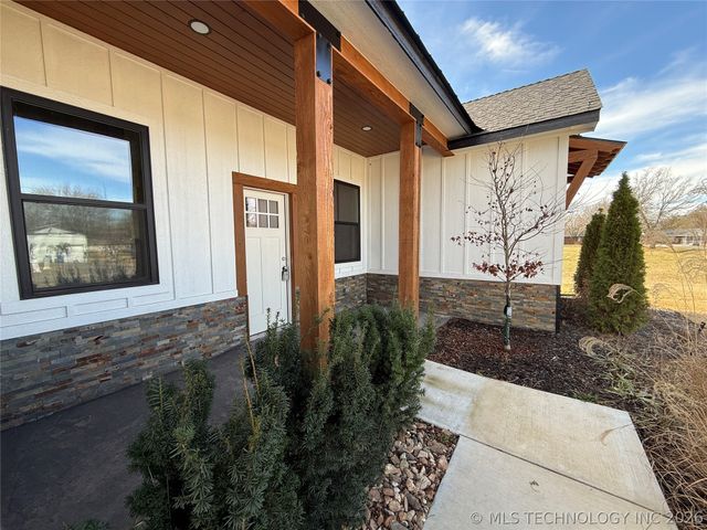 816 W Brewer, Mcalester, OK 74501