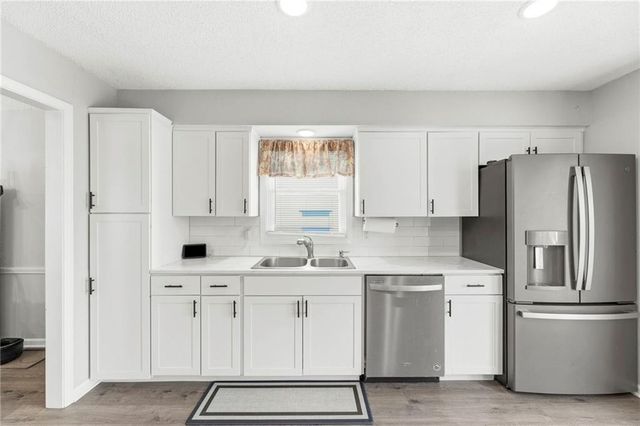 12525 Craig Avenue, Grandview, MO 64030