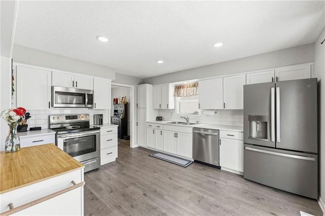 12525 Craig Avenue, Grandview, MO 64030