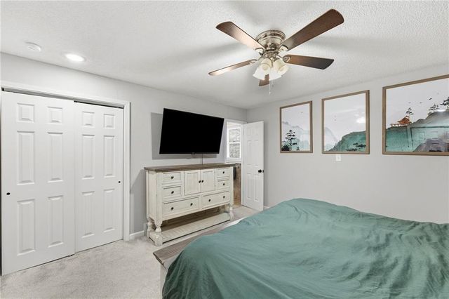 12525 Craig Avenue, Grandview, MO 64030