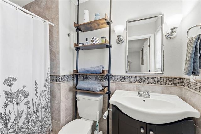 12525 Craig Avenue, Grandview, MO 64030