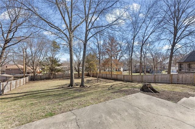 12525 Craig Avenue, Grandview, MO 64030