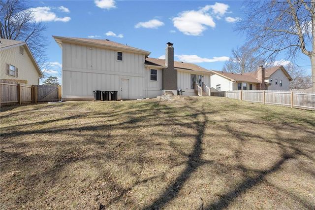 12525 Craig Avenue, Grandview, MO 64030