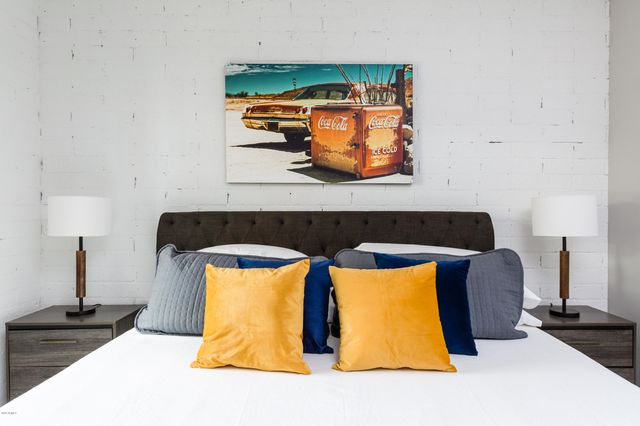 7505 E MAIN Street B, Scottsdale, AZ 85251