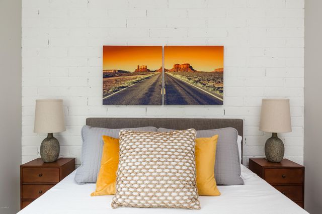 7505 E MAIN Street B, Scottsdale, AZ 85251