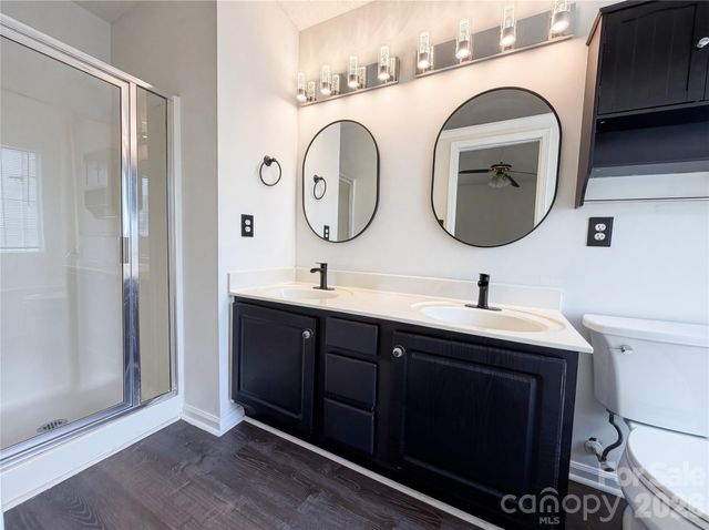 12525 Panthersville Drive, Charlotte, NC 28269