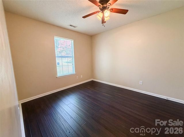 12525 Panthersville Drive, Charlotte, NC 28269