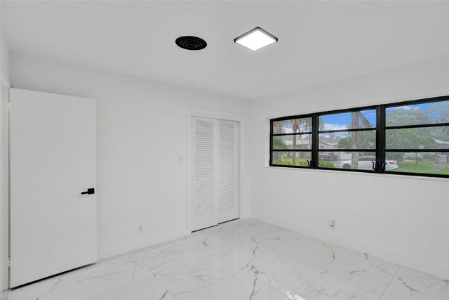 5840 SW 14th Street, Plantation, FL 33317