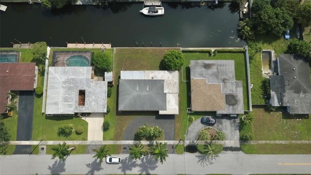 5840 SW 14th Street, Plantation, FL 33317