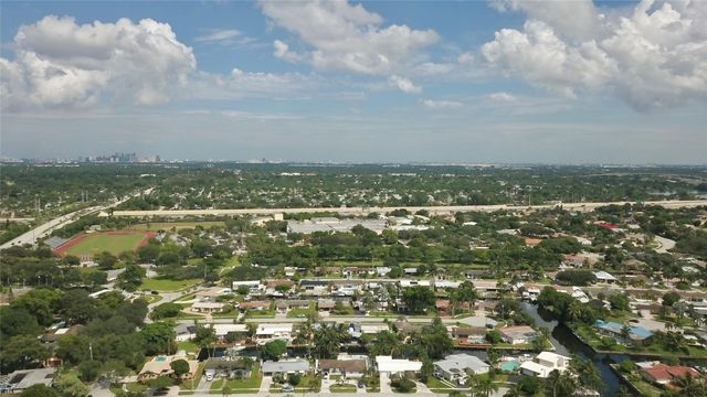 5840 SW 14th Street, Plantation, FL 33317