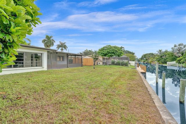 5840 SW 14th Street, Plantation, FL 33317