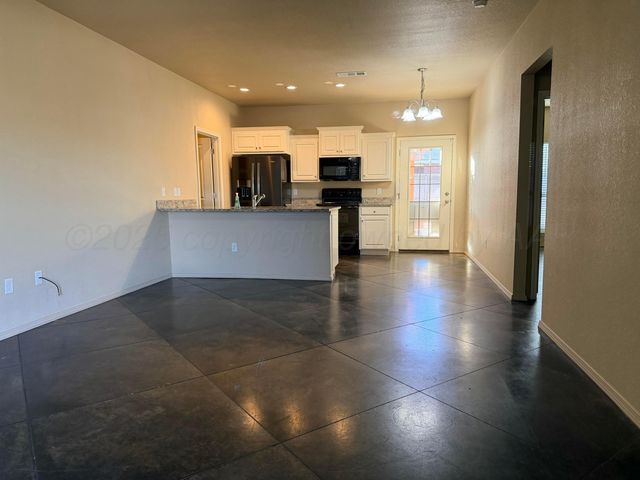 804 LOCHRIDGE Street, Amarillo, TX 79118