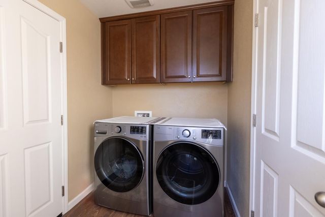 8130 Astaire Ln, Fair Oaks, CA 95628