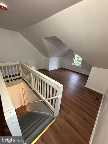 80 RACE ST, Trenton, NJ 08638