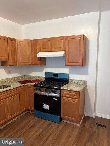 80 RACE ST, Trenton, NJ 08638