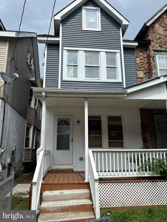 80 RACE ST, Trenton, NJ 08638