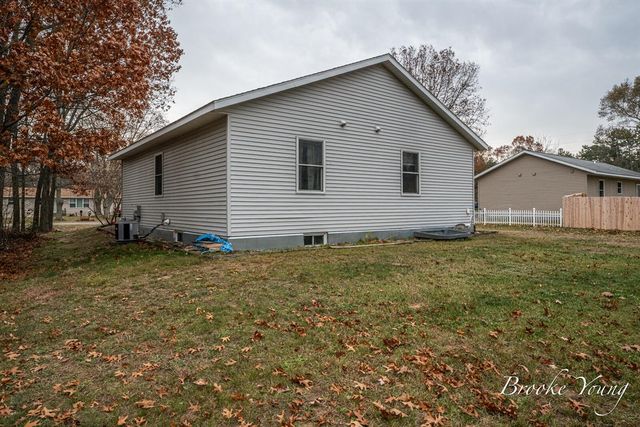 15149 David Avenue, Grand Haven, MI 49417