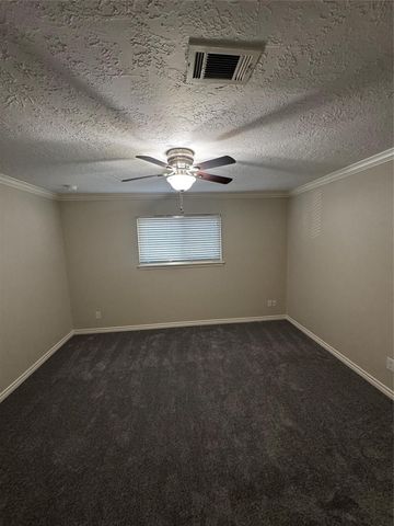 5535 Enchanted Timbers Drive, Humble, TX 77346