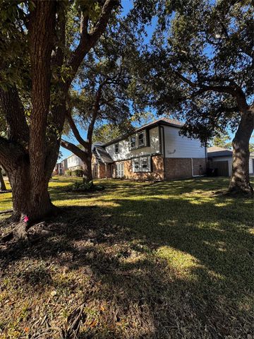 5535 Enchanted Timbers Drive, Humble, TX 77346