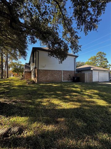 5535 Enchanted Timbers Drive, Humble, TX 77346