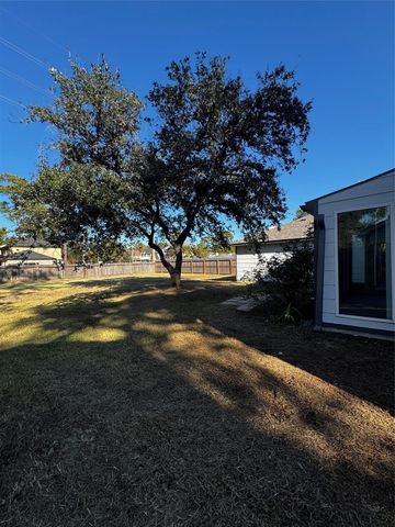 5535 Enchanted Timbers Drive, Humble, TX 77346