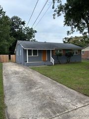 1083 Revere Street, Fayetteville, NC 28304