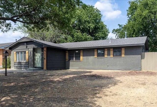 118 NE Angus St, Lawton, OK 73507