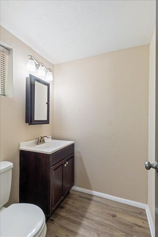 118 NE Angus St, Lawton, OK 73507