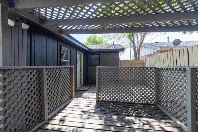 118 NE Angus St, Lawton, OK 73507
