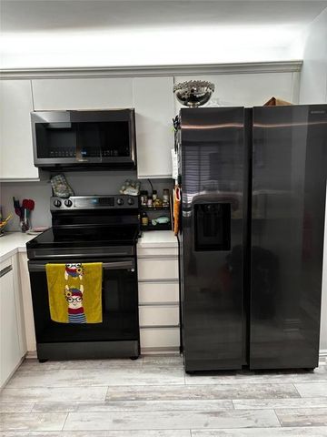 2301 S Ocean Dr 606, Hollywood, FL 33019