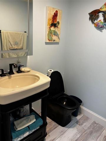 2301 S Ocean Dr 606, Hollywood, FL 33019