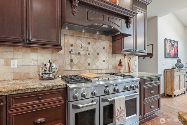 22632 NE 143rd Court, Woodinville, WA 98077
