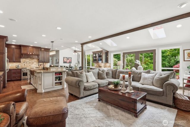 22632 NE 143rd Court, Woodinville, WA 98077