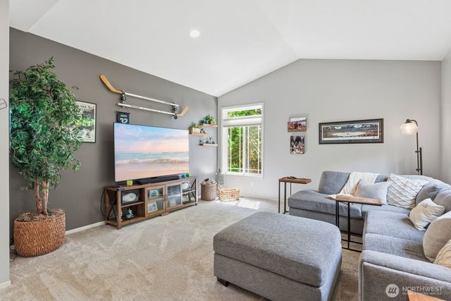 22632 NE 143rd Court, Woodinville, WA 98077