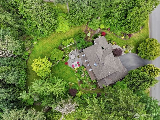 22632 NE 143rd Court, Woodinville, WA 98077