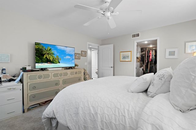 233 NE Edgewater Drive 104, Hutchinson Island, FL 34996