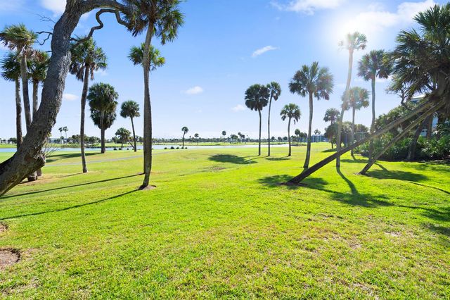 233 NE Edgewater Drive 104, Hutchinson Island, FL 34996