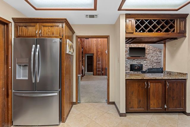 5013 Zenner-Ahrens Rd, Kerrville, TX 78028
