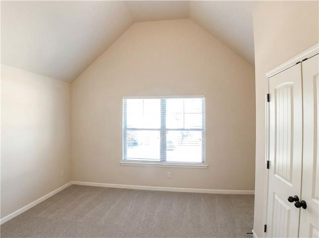 225 Lily Cove Drive, Loganville, GA 30052