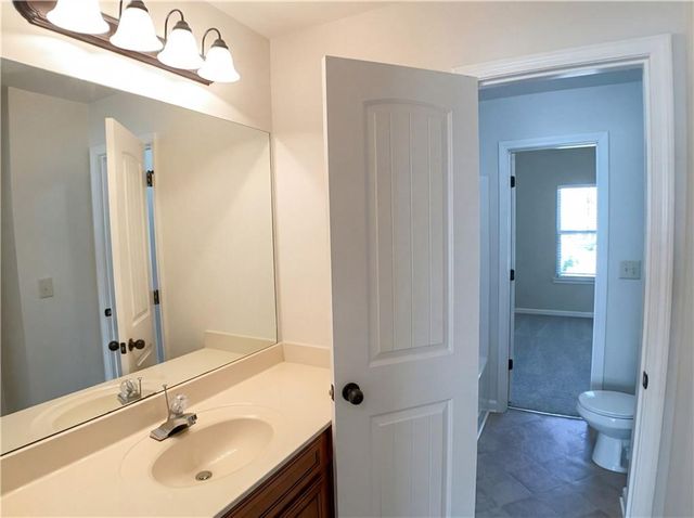 225 Lily Cove Drive, Loganville, GA 30052