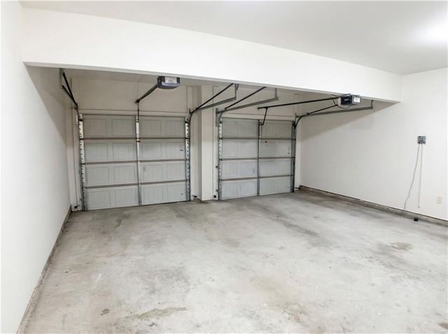 225 Lily Cove Drive, Loganville, GA 30052