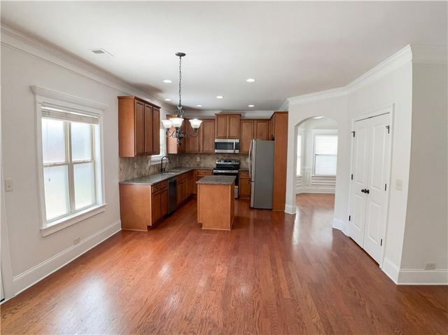 225 Lily Cove Drive, Loganville, GA 30052