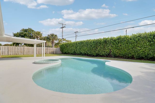 636 Eastwind Drive, North Palm Beach, FL 33408