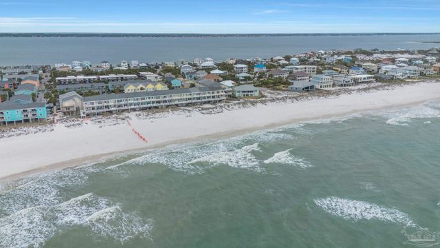 1724 Calle Bonita, Pensacola Beach, FL 32561